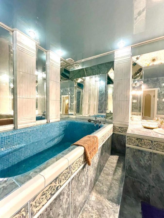 Апартаменти Great One Bed Right Near Opera House Київ Екстер'єр фото